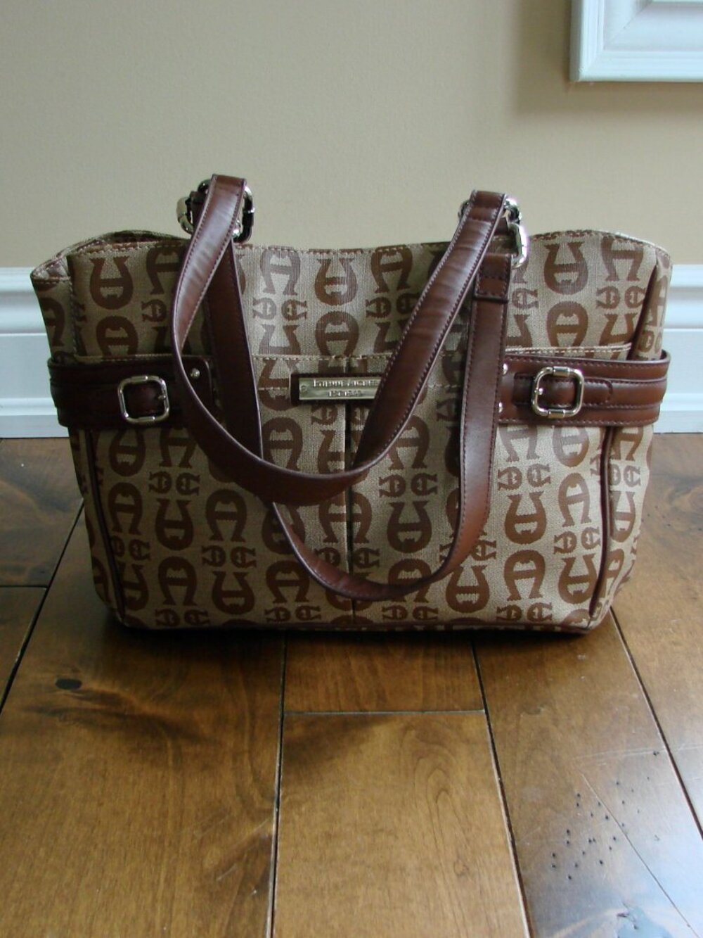 Vintage Etienne Aigner Satchel Shoulder Bag Purse Tote Logo Monogram Brown Tan